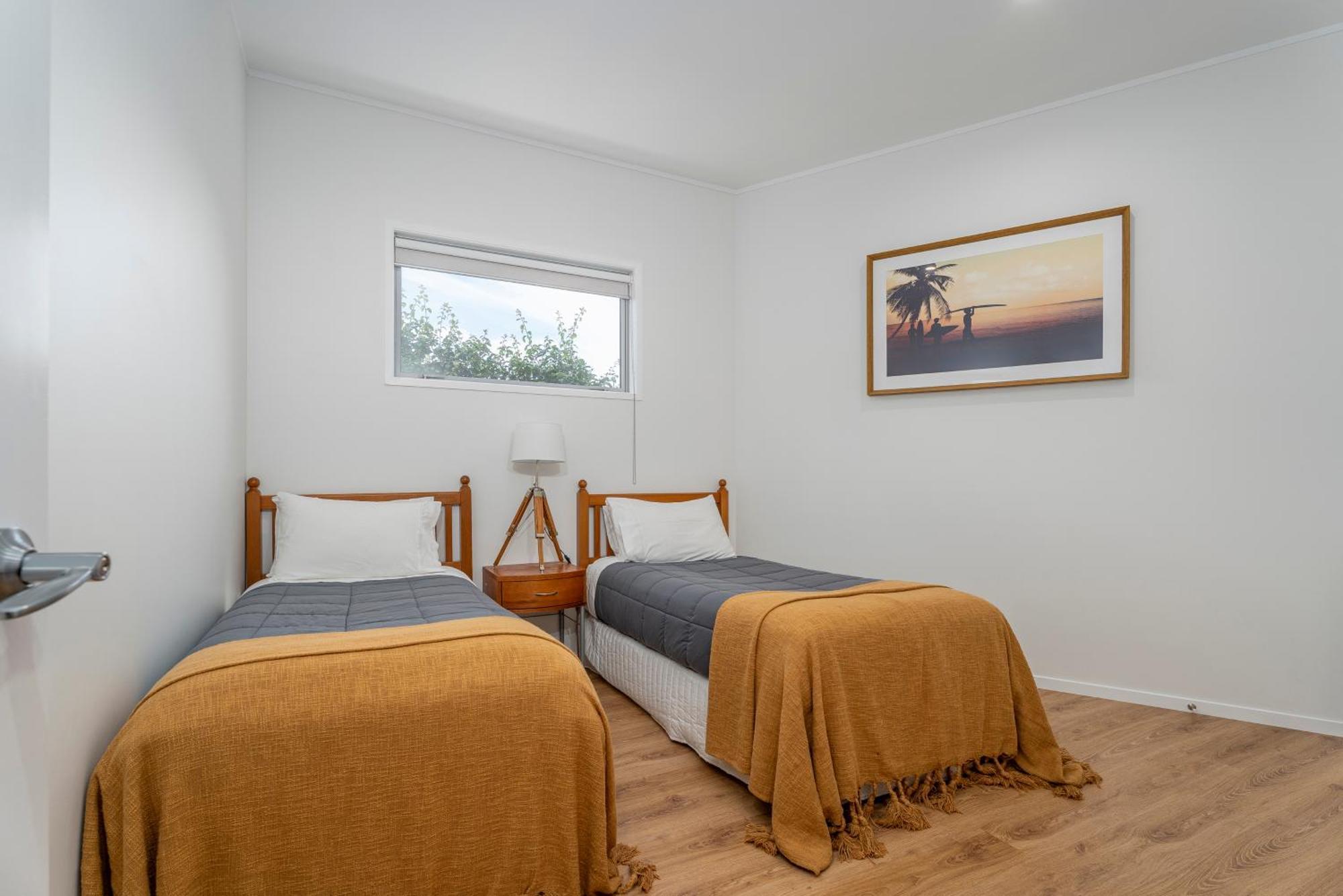Coast Awhile - Whangamata Holiday Home Kültér fotó