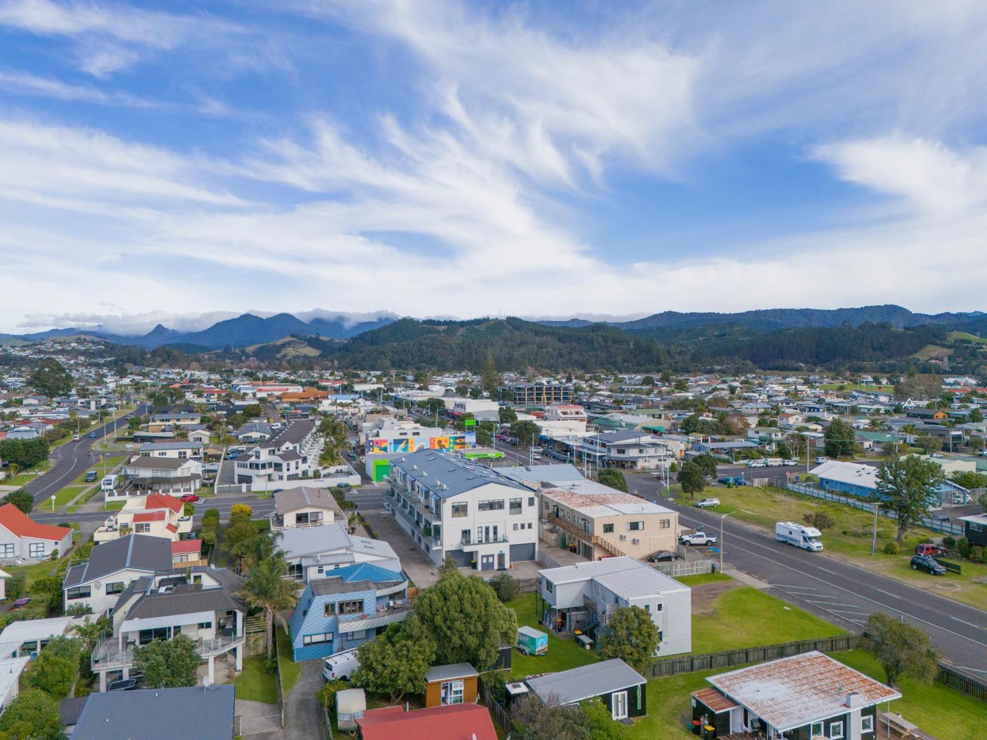 Coast Awhile - Whangamata Holiday Home Kültér fotó